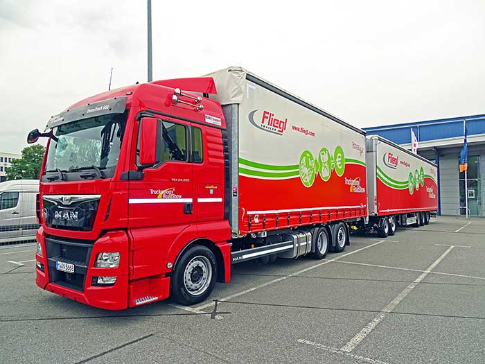 man eurocombi road train 516501998 5184x3888