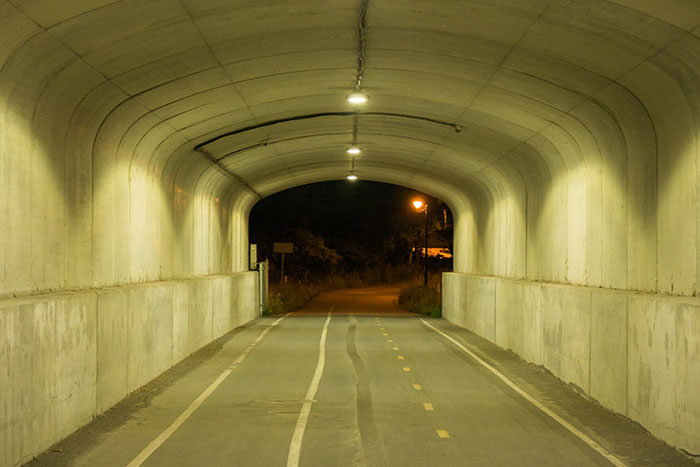 tunnel tunnel